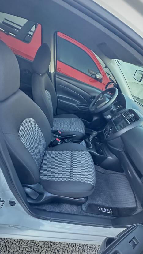 NISSAN Versa Sedan 1.6 16V 4P FLEXSTART V-DRIVE, Foto 8
