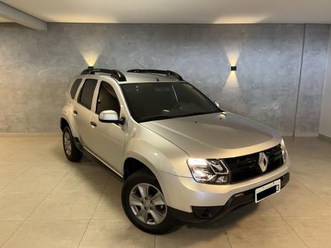 RENAULT Duster 1.6 16V 4P FLEX SCE AUTHENTIQUE X-TRONIC AUTOM�TICO, Foto 2