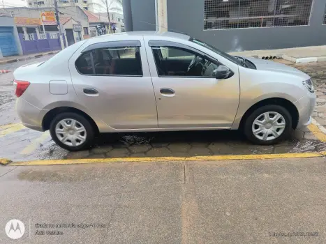 RENAULT Logan 1.0 12V 4P FLEX SCE AUTHENTIQUE, Foto 4