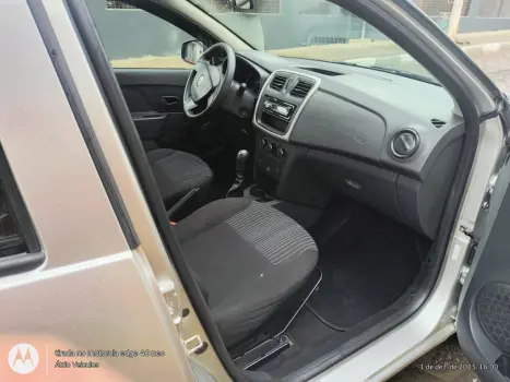 RENAULT Logan 1.0 12V 4P FLEX SCE AUTHENTIQUE, Foto 9