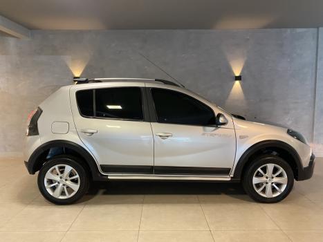 RENAULT Sandero 1.6 16V 4P FLEX STEPWAY, Foto 3