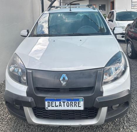 RENAULT Sandero 1.6 16V 4P FLEX STEPWAY AUTOM�TICO, Foto 5
