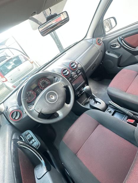 RENAULT Sandero 1.6 16V 4P FLEX STEPWAY AUTOM�TICO, Foto 7