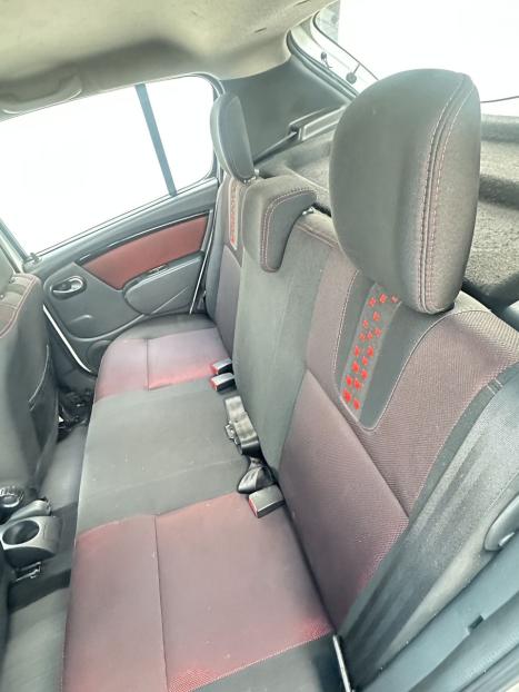 RENAULT Sandero 1.6 16V 4P FLEX STEPWAY AUTOM�TICO, Foto 8