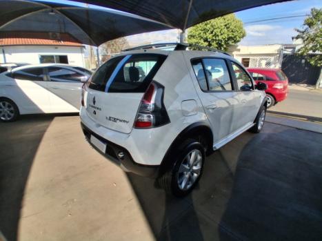 RENAULT Sandero 1.6 16V 4P FLEX STEPWAY AUTOM�TICO, Foto 6