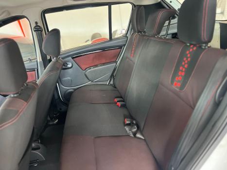 RENAULT Sandero , Foto 8