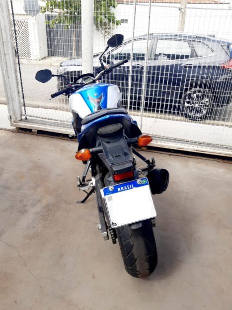 SUZUKI GSR 750 ZA, Foto 3