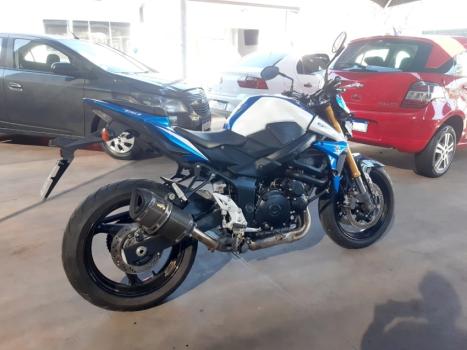 SUZUKI GSR 750 ZA, Foto 6