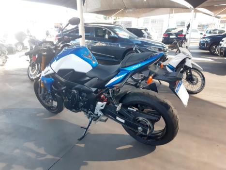SUZUKI GSR 750 ZA, Foto 7