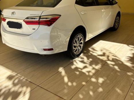 TOYOTA Corolla 1.8 16V 4P GLI AUTOMÁTICO, Foto 4 TOYOTA Corolla 1.8 16V 4P GLI AUTOMÁTICO, Foto 4