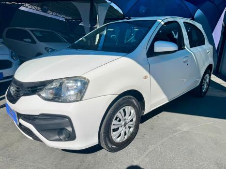 TOYOTA Etios Hatch 1.3 16V 4P FLEX X, Foto 3