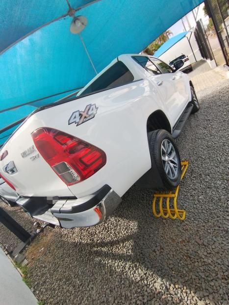 TOYOTA Hilux Caminhonete 2.8 16V SRV 4X4 DIESEL CABINE DUPLA AUTOM�TICO, Foto 2