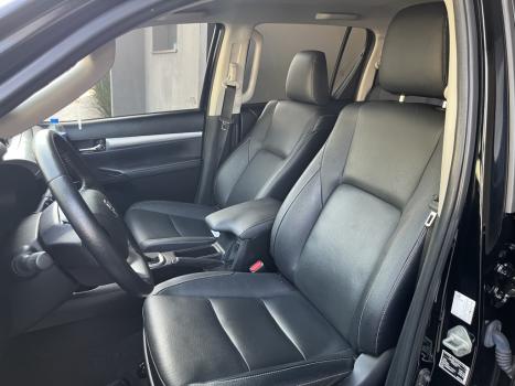 TOYOTA Hilux Caminhonete 2.8 16V SRX PLUS 4X4 TURBO DIESEL CABINE DUPLA AUTOM�TICO, Foto 7