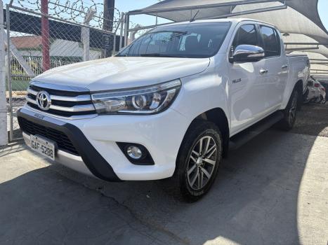 TOYOTA Hilux Caminhonete 2.8 16V SRX 4X4 TURBO DIESEL CABINE DUPLA AUTOM�TICO, Foto 2