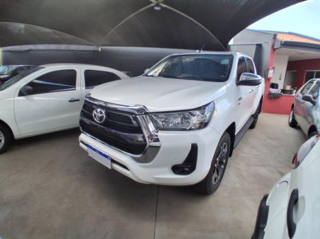 TOYOTA Hilux Caminhonete 2.7 16V 4P SRV FLEX 4X4  CABINE DUPLA AUTOM�TICO, Foto 2