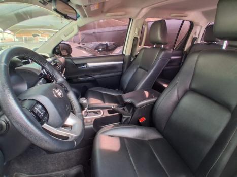 TOYOTA Hilux Caminhonete 2.7 16V 4P SRV FLEX 4X4  CABINE DUPLA AUTOM�TICO, Foto 5