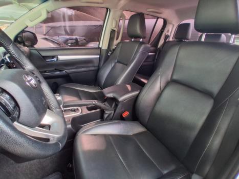 TOYOTA Hilux Caminhonete 2.7 16V 4P SRV FLEX 4X4  CABINE DUPLA AUTOM�TICO, Foto 6