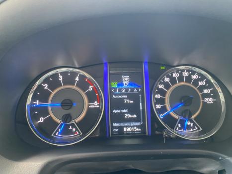 TOYOTA Hilux SW4 2.8 4P SRX 4X4 TURBO DIESEL AUTOM�TICO, Foto 7