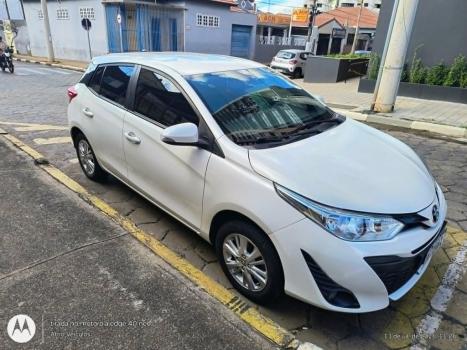 TOYOTA Yaris Hatch 1.3 16V 4P FLEX XL PLUS TECH MULTIDRIVE AUTOM�TICO CVT, Foto 2