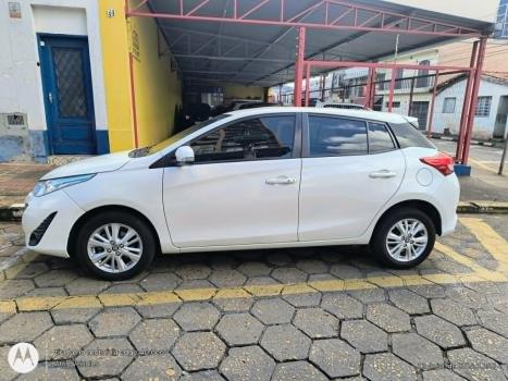 TOYOTA Yaris Hatch 1.3 16V 4P FLEX XL PLUS TECH MULTIDRIVE AUTOM�TICO CVT, Foto 3