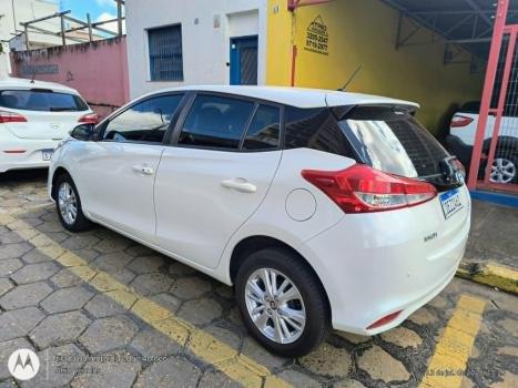 TOYOTA Yaris Hatch 1.3 16V 4P FLEX XL PLUS TECH MULTIDRIVE AUTOM�TICO CVT, Foto 7