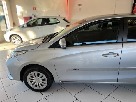 TOYOTA Yaris Sedan 1.5 16V 4P FLEX XL, Foto 3
