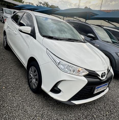 TOYOTA Yaris Sedan 1.5 16V 4P FLEX XL, Foto 3