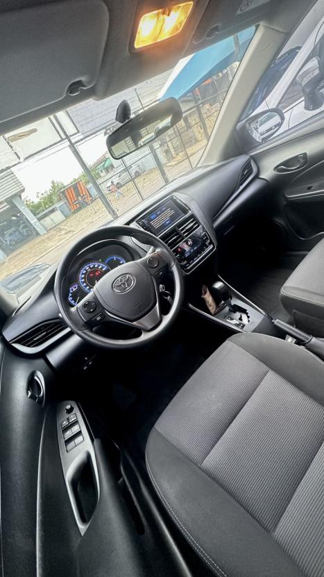TOYOTA Yaris Sedan 1.5 16V 4P FLEX XL, Foto 8