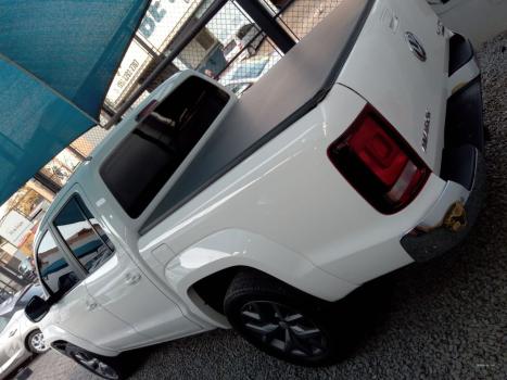 VOLKSWAGEN Amarok 3.0 V6 CABINE DUPLA HIGHLINE 4X4 TURBO INTERCOOLER AUTOMTICO, Foto 2