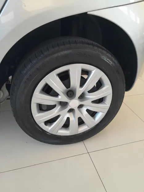 VOLKSWAGEN Fox 1.0 4P TREND FLEX, Foto 12