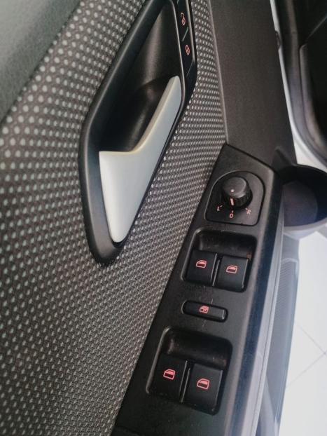 VOLKSWAGEN Fox 1.0 TREND FLEX, Foto 9