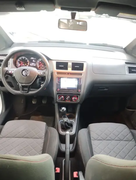 VOLKSWAGEN Fox 1.6 4P EXTREME FLEX, Foto 7 VOLKSWAGEN Fox 1.6 4P EXTREME FLEX, Foto 7