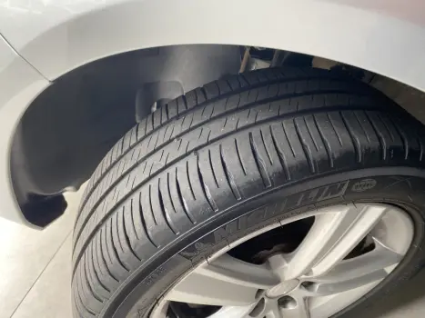 VOLKSWAGEN Fox 1.6 4P COMFORTLINE FLEX, Foto 5