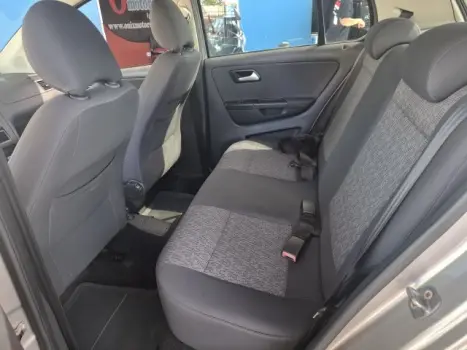 VOLKSWAGEN Fox 1.6 4P, Foto 12