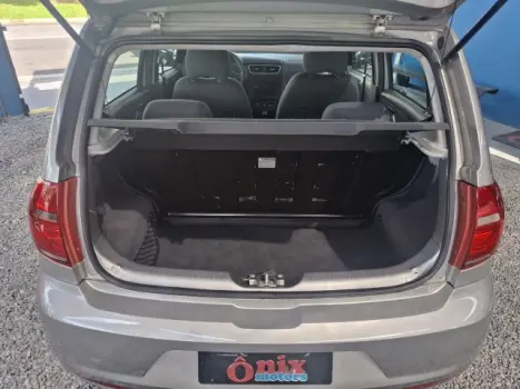 VOLKSWAGEN Fox 1.6 4P, Foto 14