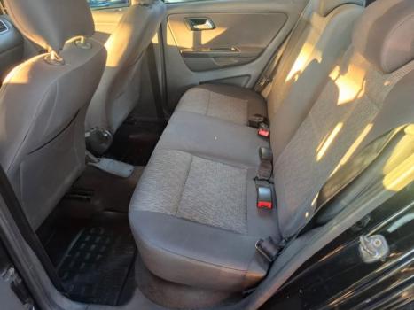 VOLKSWAGEN Fox 1.6 4P, Foto 8