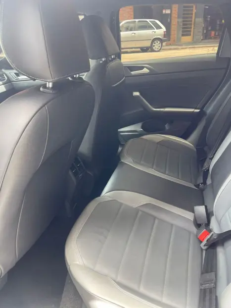 VOLKSWAGEN Nivus 1.0 4P FLEX 200 TSI HIGHLINE TURBO AUTOM�TICO, Foto 10