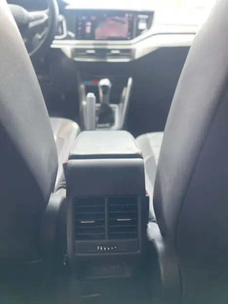 VOLKSWAGEN Nivus 1.0 4P FLEX 200 TSI HIGHLINE TURBO AUTOM�TICO, Foto 12