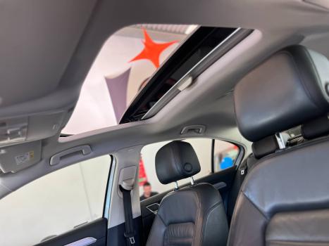 VOLKSWAGEN Passat 2.0 16V 4P TSI TURBO BLUEMOTION HIGHLINE AUTOM�TICO DSG, Foto 8