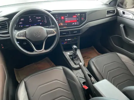 VOLKSWAGEN Polo Hatch 1.0 12V 4P 200 TSI HIGHLINE AUTOM�TICO, Foto 6