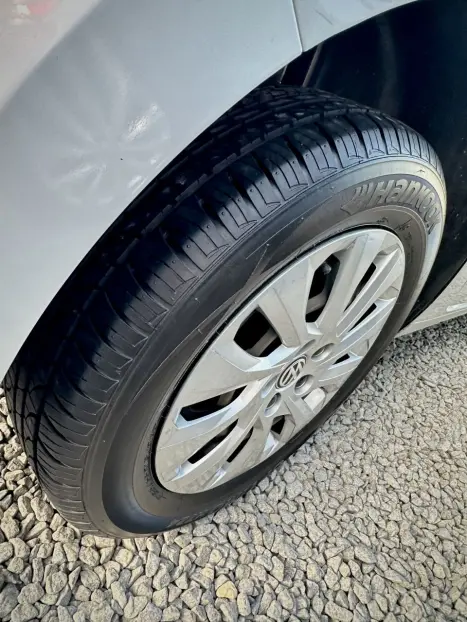 VOLKSWAGEN Polo Hatch 1.0 12V 4P MPI FLEX, Foto 10