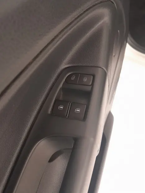 VOLKSWAGEN Saveiro 1.6 FLEX MSI ROBUST CABINE SIMPLES, Foto 11