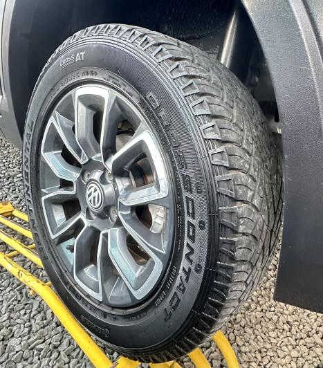 VOLKSWAGEN Saveiro 1.6 G7 CABINE DUPLA CROSS FLEX, Foto 10