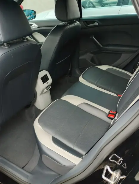 VOLKSWAGEN T-Cross 1.4 4P 250 TSI FLEX HIGHLINE AUTOMTICO, Foto 11