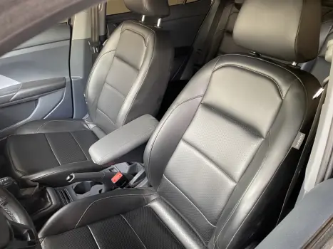 VOLKSWAGEN T-Cross 1.0 4P 200 TSI FLEX SENSE AUTOM�TICO, Foto 9