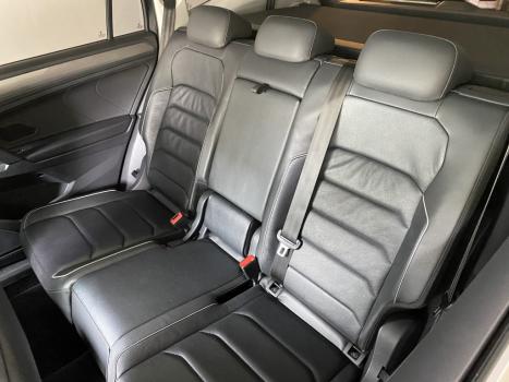 VOLKSWAGEN Tiguan 1.4 250 TSI TOTAL FLEX ALLSPACE COMFORTLINE TURBO AUTOM�TICO TIPTRONIC, Foto 13