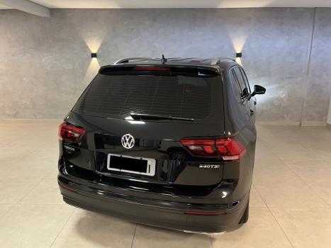 VOLKSWAGEN Tiguan 1.4 250 TSI TOTAL FLEX ALLSPACE COMFORTLINE TURBO AUTOM�TICO TIPTRONIC, Foto 4