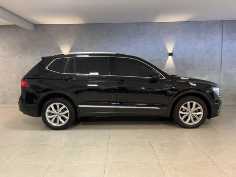 VOLKSWAGEN Tiguan 1.4 250 TSI TOTAL FLEX ALLSPACE COMFORTLINE TURBO AUTOM�TICO TIPTRONIC, Foto 5