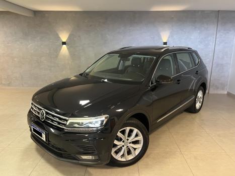 VOLKSWAGEN Tiguan 1.4 250 TSI TOTAL FLEX ALLSPACE COMFORTLINE TURBO AUTOM�TICO TIPTRONIC, Foto 2