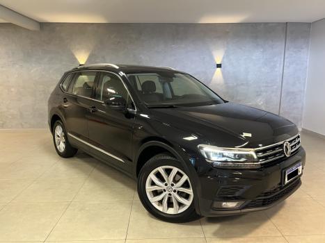 VOLKSWAGEN Tiguan 1.4 250 TSI TOTAL FLEX ALLSPACE COMFORTLINE TURBO AUTOM�TICO TIPTRONIC, Foto 8